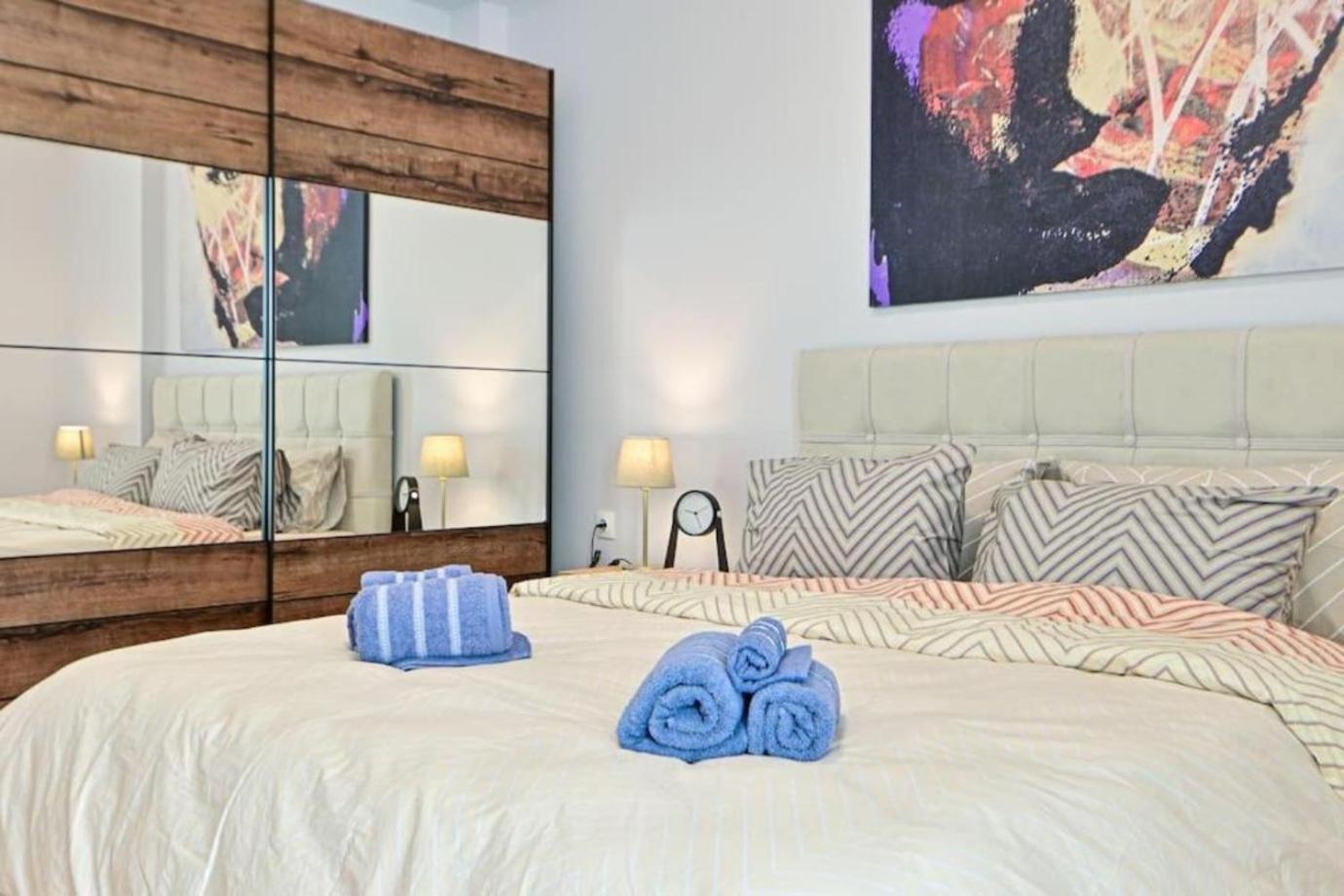 Cozy Apartment Located On Piraeus Port Area- Exterior foto