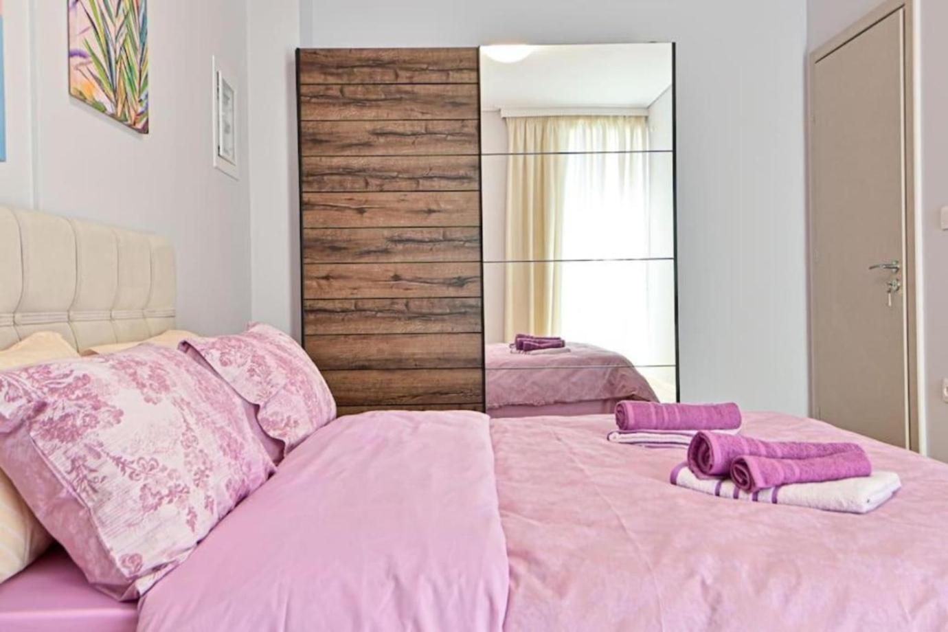 Cozy Apartment Located On Piraeus Port Area- Exterior foto