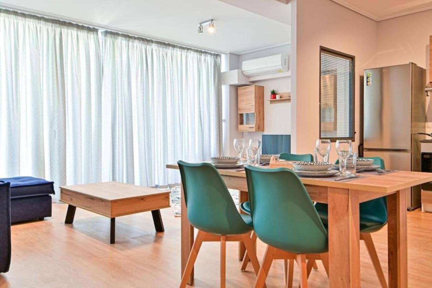 Cozy Apartment Located On Piraeus Port Area- Exterior foto